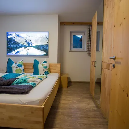 Ferienlodge Alpenkoenigin Vacation In Stubai Valley شقة *